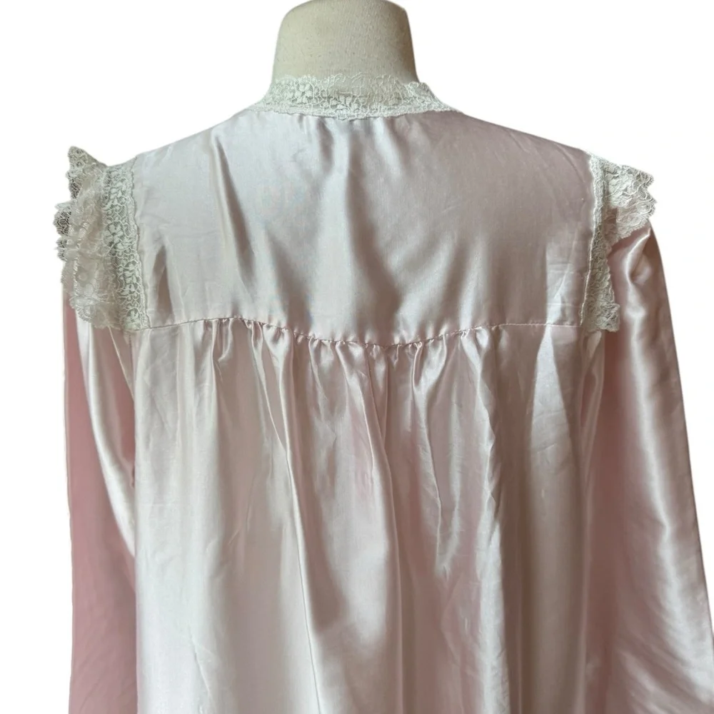1980s Christian Dior Lace & Open Weave Embellishment Nightgown‎ - Picture 6 of 11